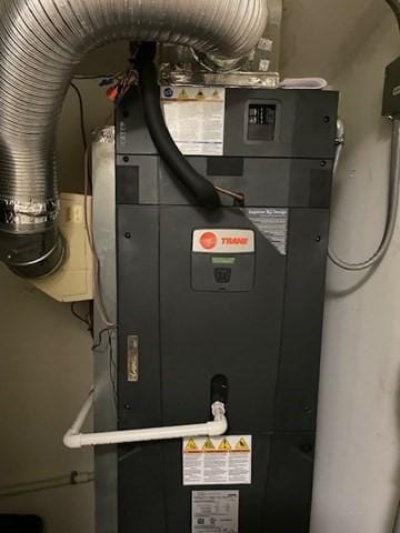 4 Duck Pond Rd Unit 219, Beverly, MA 01915 - utilities featuring heating unit