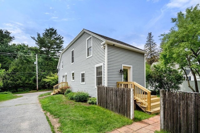 19 E St, Grafton, MA 01536 - view of side of home