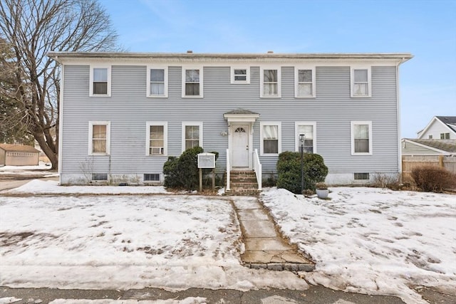 view of front of property