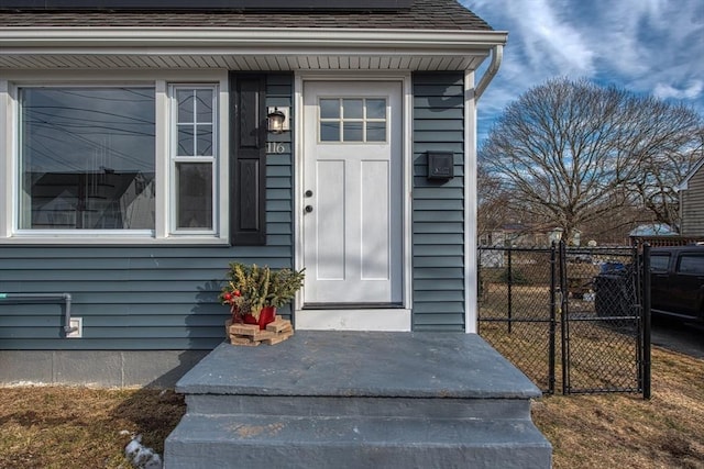 property entrance with fence