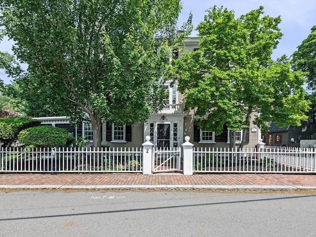 2 Andover St Unit A, Salem, MA 01970 - obstructed view of property with a fenced front yard