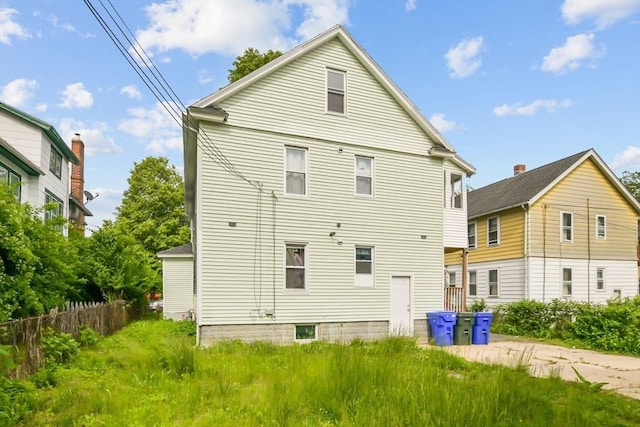 80-82 Kenyon St, Springfield, MA 01109 - view of rear view of property