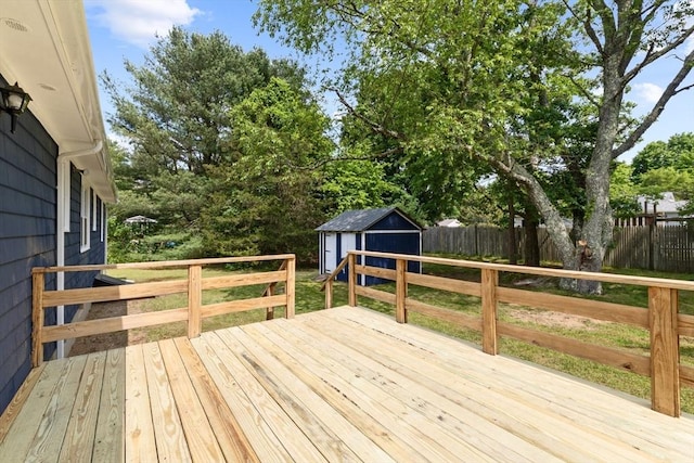 6 Walter St, Norton, MA 02766 - deck with a fenced backyard