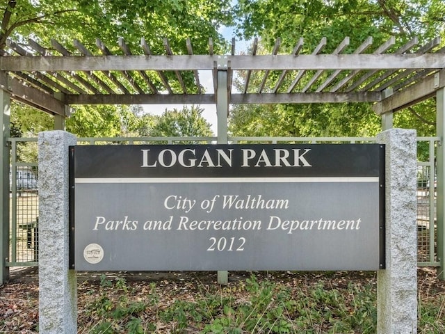 110 Woerd Ave, Waltham, MA 02453 - view of community / neighborhood sign