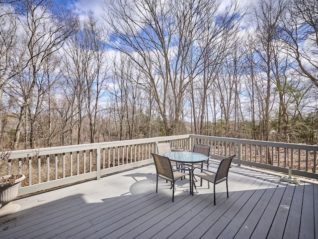 deck featuring outdoor dining space