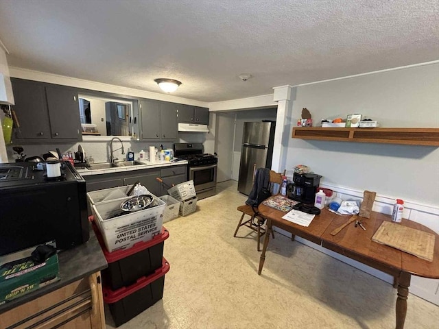 44 Cherry St Unit 2, Swampscott, MA 01907 - kitchen with stainless steel appliances, under cabinet range hood, a sink, a textured ceiling, and open shelves