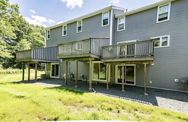 40 Sharron Dr Unit 40, Easton, MA 02375 - back of property featuring a wooden deck