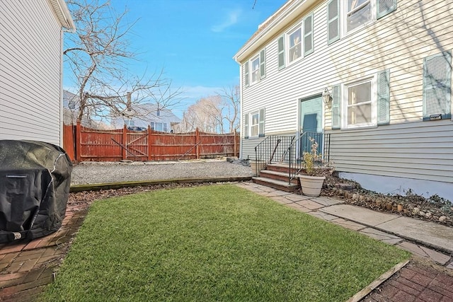 8 Scotia St, Salem, MA 01970 - view of yard