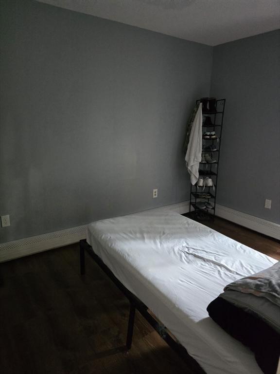 68 Temple St, Haverhill, MA 01832 - bedroom featuring baseboards