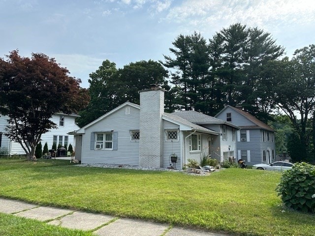 view of front of house with a front yard