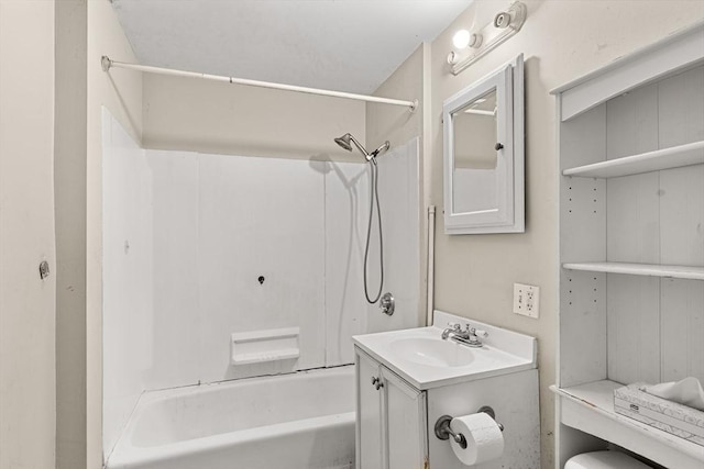 19-21 Pleasant St, North Andover, MA 01845 - bathroom with vanity and washtub / shower combination