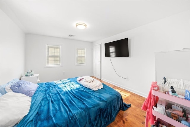 101 Old Westport Rd, Dartmouth, MA 02747 - bedroom with wood finished floors and baseboards