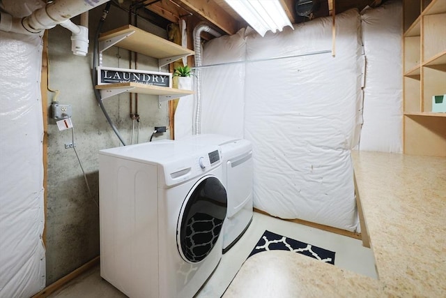 32 Lowe Meadow Ln, North Attleboro, MA 02760 - laundry room featuring independent washer and dryer