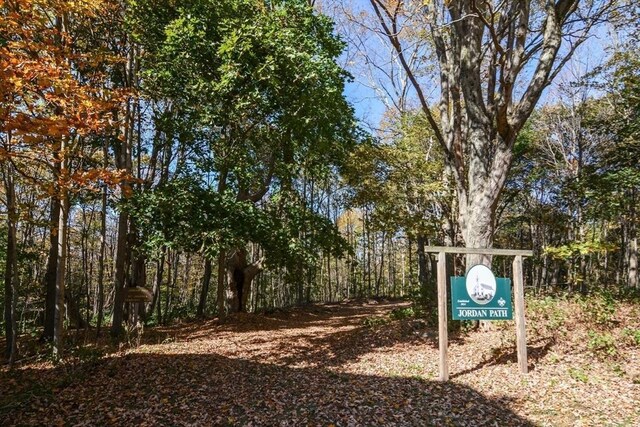32 Mount Pleasant St, North Brookfield, MA 01535 - view of home's community