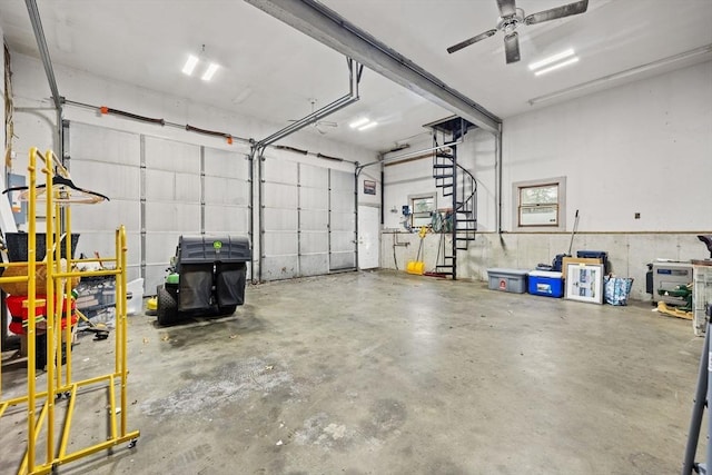 garage featuring ceiling fan