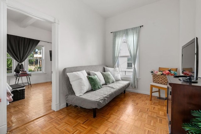 sitting room with baseboards