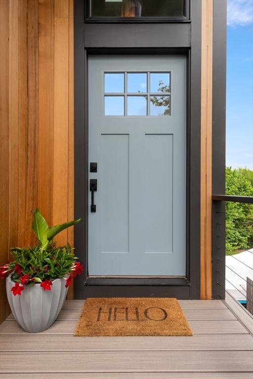 9 Upland Rd, Marblehead, MA 01945 - view of entrance to property