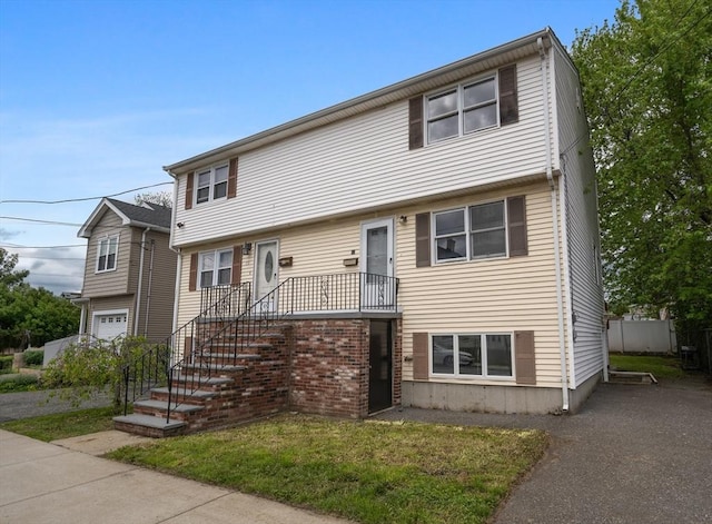 view of front of home with an attached garage