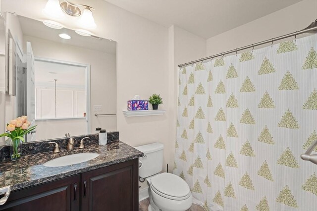 12 Bowood Ln Unit 36, Marlborough, MA 01752 - full bathroom with vanity, toilet, and a shower with shower curtain