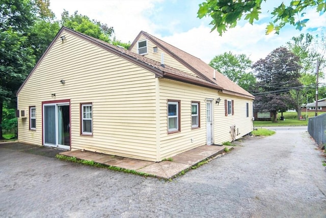 95 N Lowell St, Methuen, MA 01844 - view of property exterior