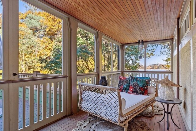 23 Newmarch St, Ipswich, MA 01938 - sunroom with a water view