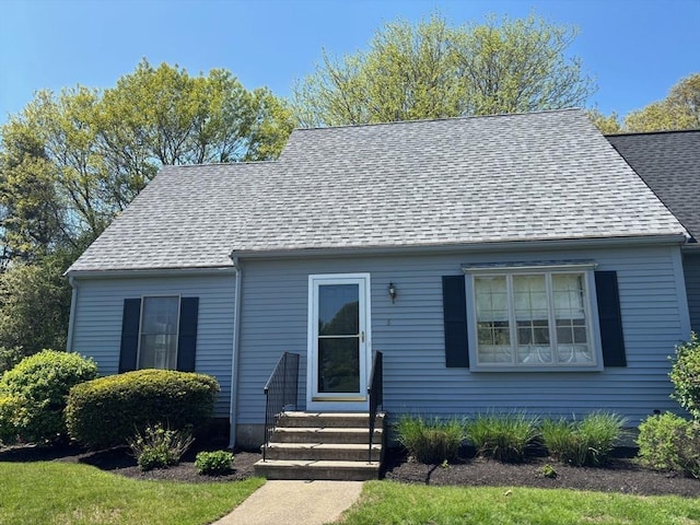 5 Andrews Farm Rd, Boxford, MA 01921 - view of front of home featuring entry steps and a shingled roof