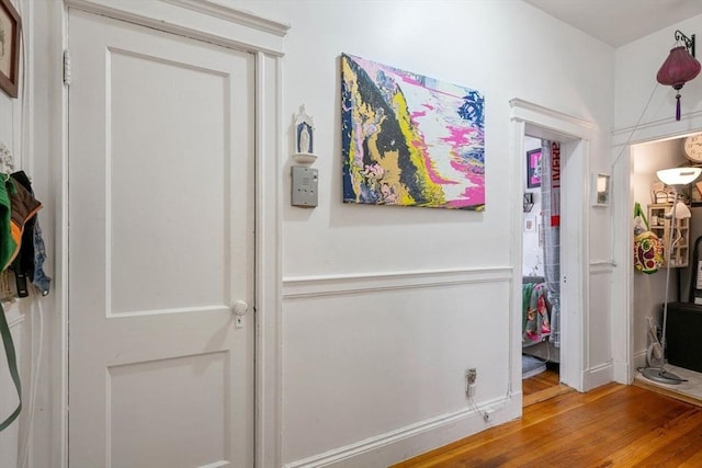 39 Glenville Ave Unit 2, Boston, MA 02134 - corridor with light wood-style floors and baseboards