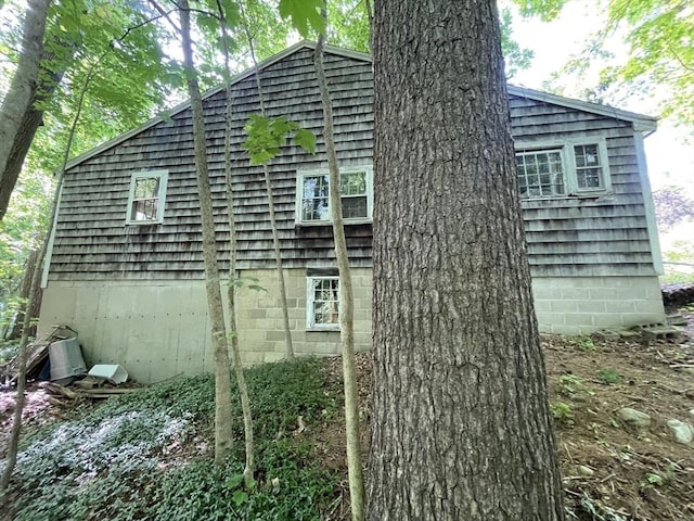 127 Depot Rd, Boxford, MA 01921 - view of side of home