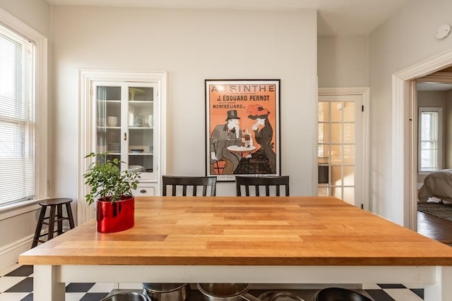 36 7th St, New Bedford, MA 02740 - view of dining space