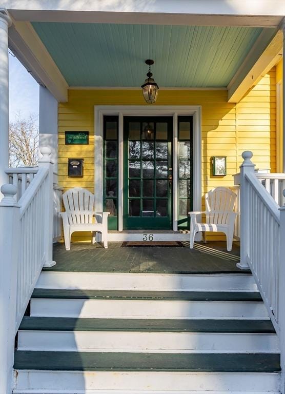 36 7th St, New Bedford, MA 02740 - property entrance featuring a porch