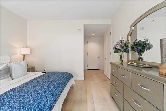 1 Franklin St Unit 1504, Boston, MA 02110 - bedroom featuring light wood-style flooring and baseboards