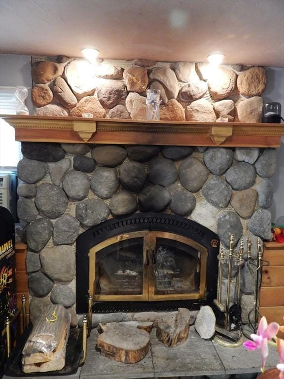 13 Lark St, New Bedford, MA 02745 - view of room details