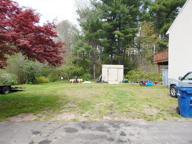 13 Lark St, New Bedford, MA 02745 - view of yard with a storage shed and an outbuilding