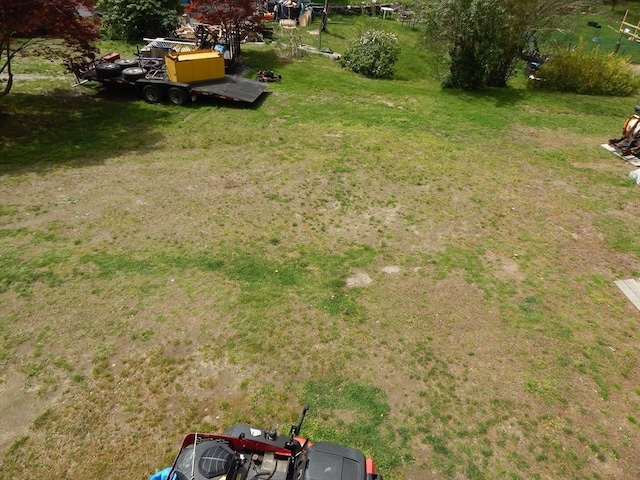 13 Lark St, New Bedford, MA 02745 - view of yard