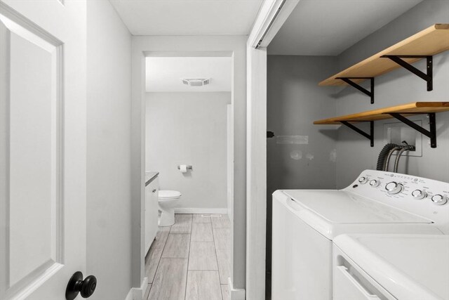 42 Deer Hollow Rd, Sandwich, MA 02644 - laundry room featuring washer and dryer