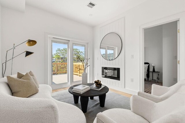 100 Bennington St Unit 4, Boston, MA 02128