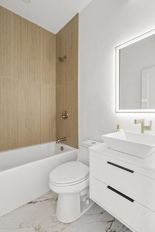 100 Bennington St Unit 4, Boston, MA 02128