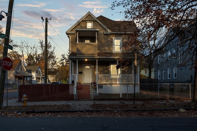 view of front facade featuring a porch