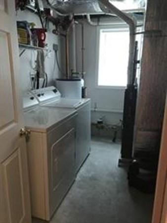 washroom with washer and clothes dryer