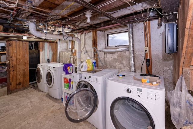 laundry area featuring washer and dryer