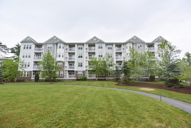 62 Abigail Way Unit 2003, Reading, MA 01867 - view of apartment building / complex