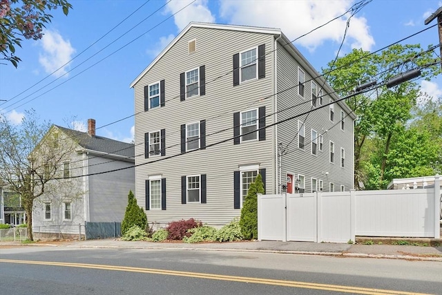 12 School St Unit 3, Salem, MA 01970 - view of side of property with fence