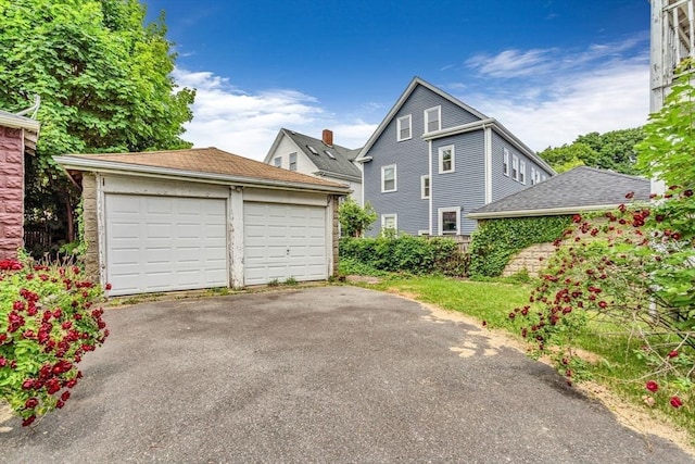127-129 Blue Hills Pkwy, Milton, MA 02186 - view of detached garage