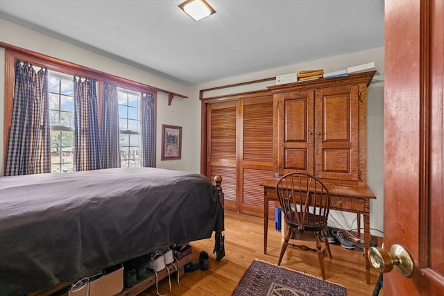 1 Pine Ln, Warren, RI 02885 - bedroom featuring light wood-style flooring and a closet
