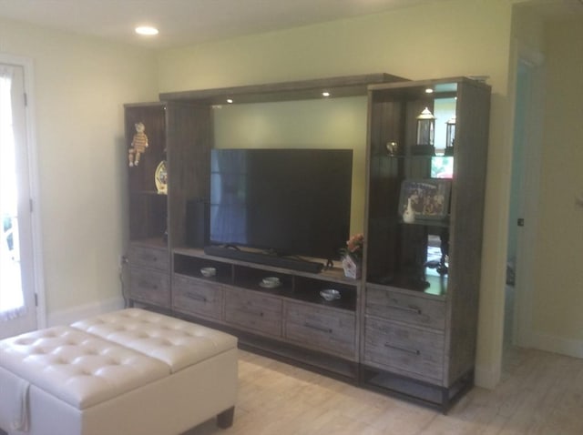 22 Smith St, Norton, MA 02766 - living area featuring light wood-style flooring, baseboards, and recessed lighting