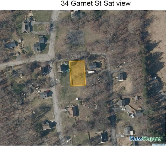 34 Garnet St, Worcester, MA 01607