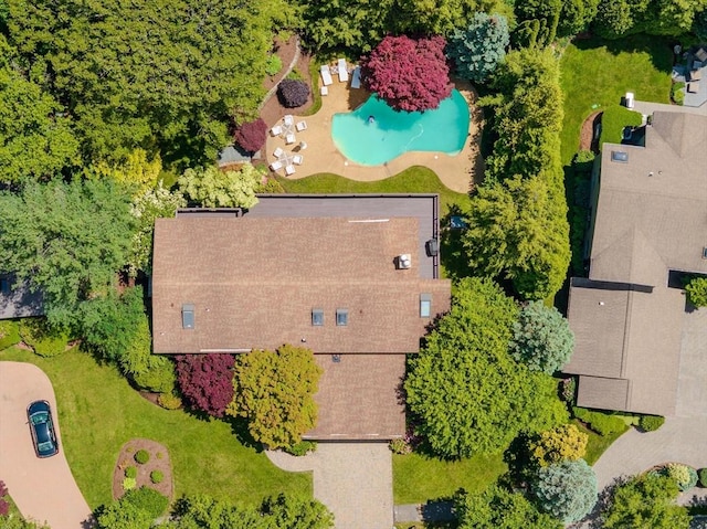 12 Laurus Ln, Newton, MA 02459 - bird's eye view of a pool