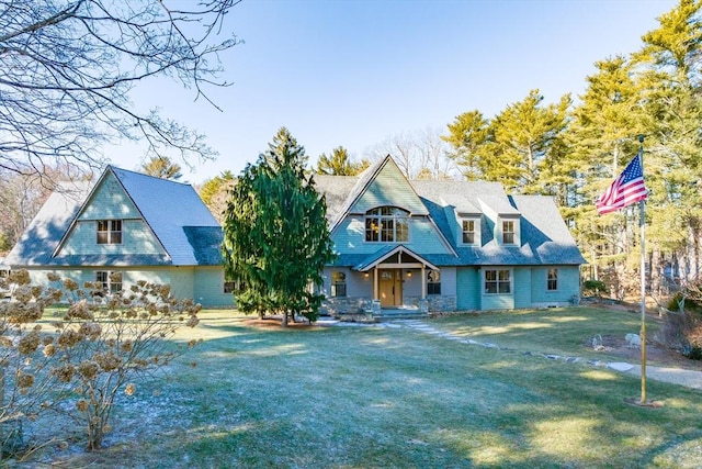 view of front of house with a front yard