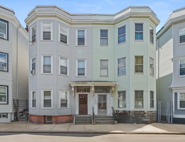 633 E Sixth St, Boston, MA 02127 - view of property featuring entry steps