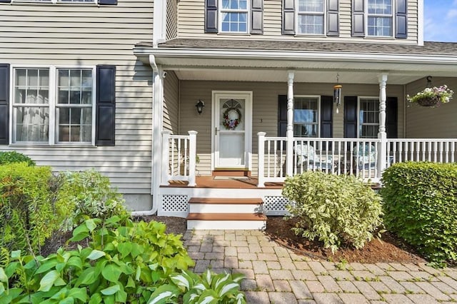 3 Spindletop Dr, Leominster, MA 01453 - entrance to property with covered porch